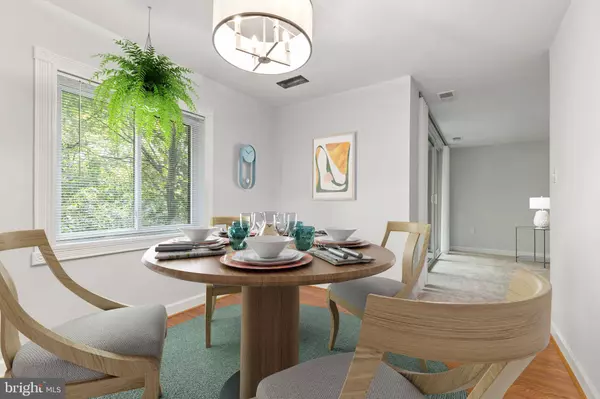 1558 NORTHGATE SQ #1558-32B, Reston, VA 20190