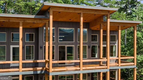 95 Oasis DR, Blue Ridge, GA 30513