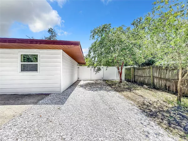 405 13TH ST NE, Ruskin, FL 33570