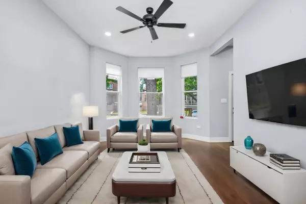 7039 S Throop ST, Chicago, IL 60636