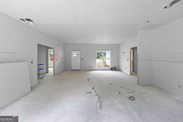 186 Ellistown RD, Jackson, GA 30233