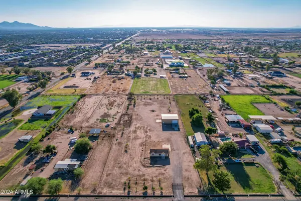 42516 N KENWORTHY Road, San Tan Valley, AZ 85140