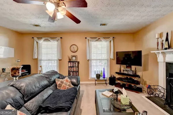 1370 Grayland Hills DR, Lawrenceville, GA 30046