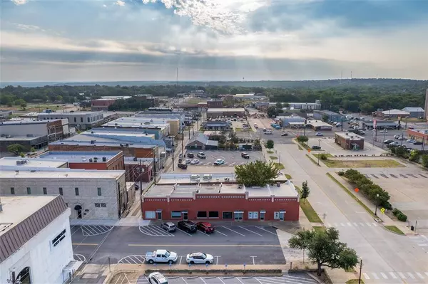 120 S Rusk Avenue, Denison, TX 75020