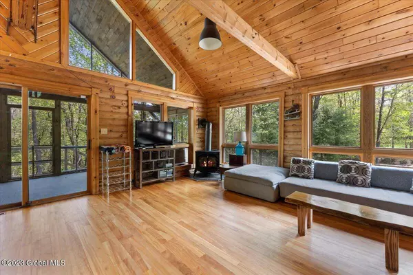 1525 River Road, Thurman, NY 12885