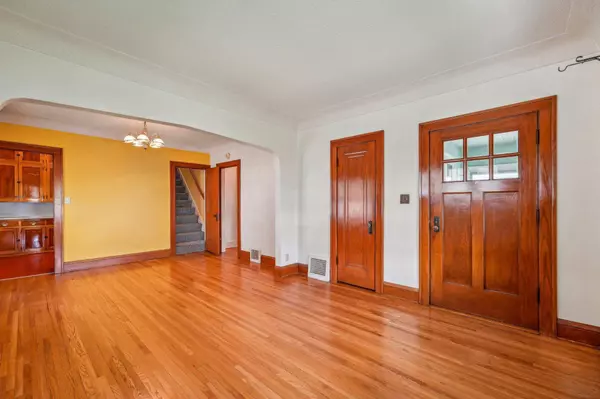 5244 Chicago AVE, Minneapolis, MN 55417