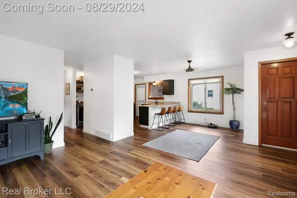 8029 WOODHALL Road, Birch Run, MI 48415