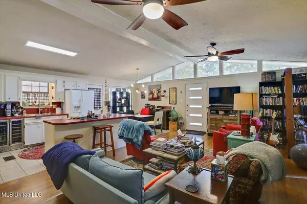 3205 Eastland Drive, Pearl, MS 39208