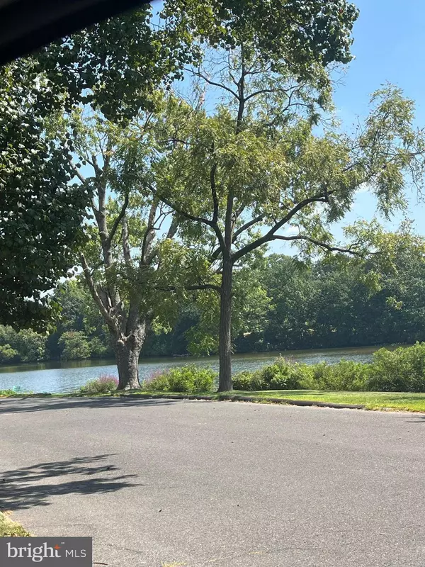 1207 WALNUT AVE, Haddon Township, NJ 08107