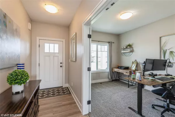 621 Orchard View Drive, Norwalk, IA 50211