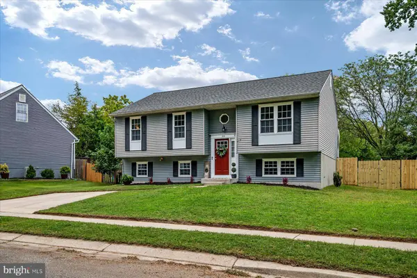 319 NATURE WALK LN, Pasadena, MD 21122