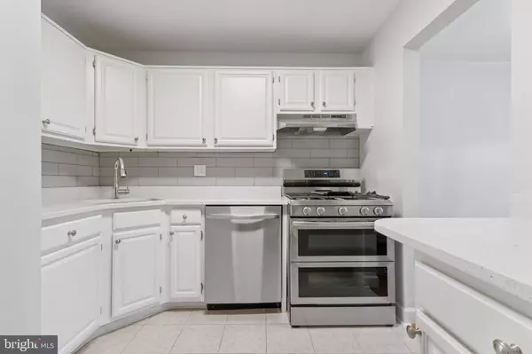 1558 NORTHGATE SQ #1558-32B, Reston, VA 20190