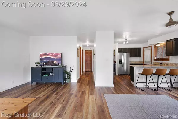 8029 WOODHALL Road, Birch Run, MI 48415