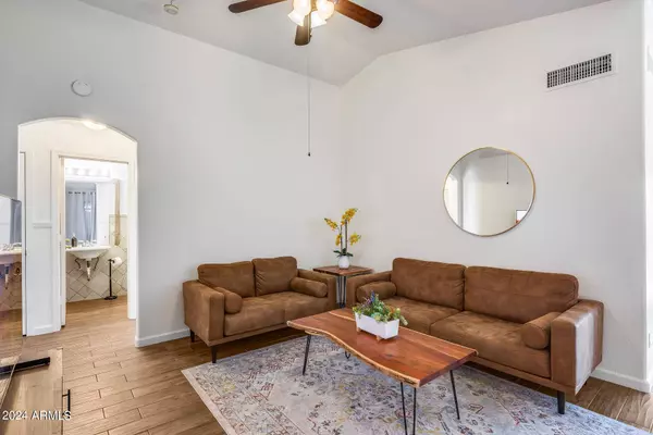 13397 W OCOTILLO Lane, Surprise, AZ 85374