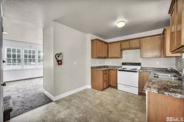 812 E Musser, Carson City, NV 89701