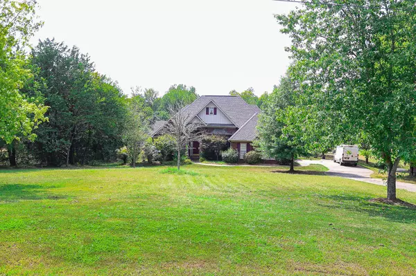 33 Quail Valley Road, Tupelo, MS 38804