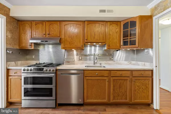 3100 S MANCHESTER ST #342, Falls Church, VA 22044