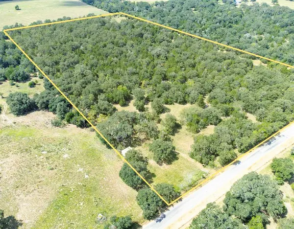 1973 County Road 132, Hallettsville, TX 77964
