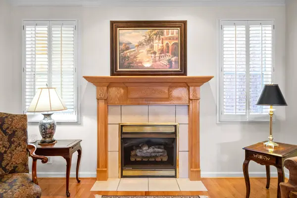 719 Courtland Ave, Clarksville, TN 37043