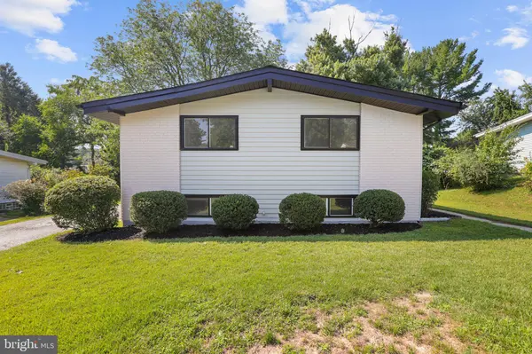 8213 ARROWHEAD RD, Pikesville, MD 21208