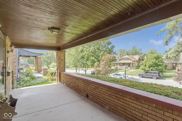 911 N Graham AVE, Indianapolis, IN 46219