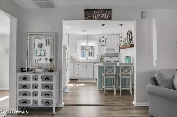 1100 Marcia Avenue, Point Pleasant Beach, NJ 08742