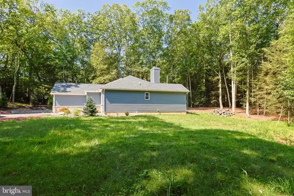 2217 CHURCH VIEW DR, Stroudsburg, PA 18360