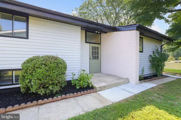 8213 ARROWHEAD RD, Pikesville, MD 21208