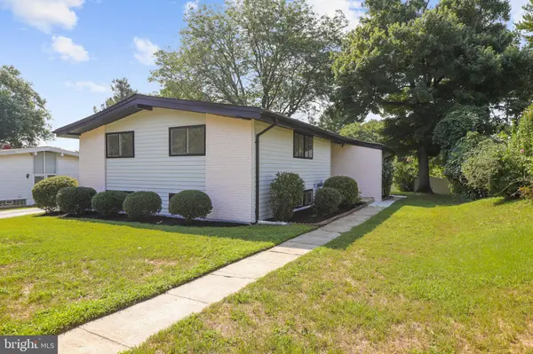 8213 ARROWHEAD RD, Pikesville, MD 21208