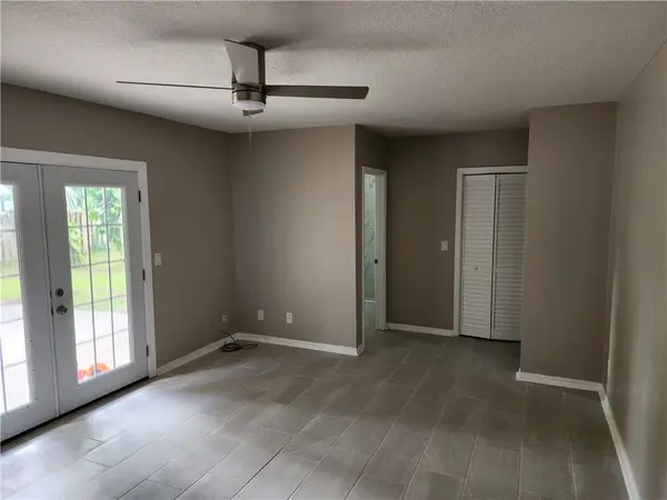 645 42nd CT, Vero Beach, FL 32968