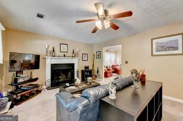 1370 Grayland Hills DR, Lawrenceville, GA 30046