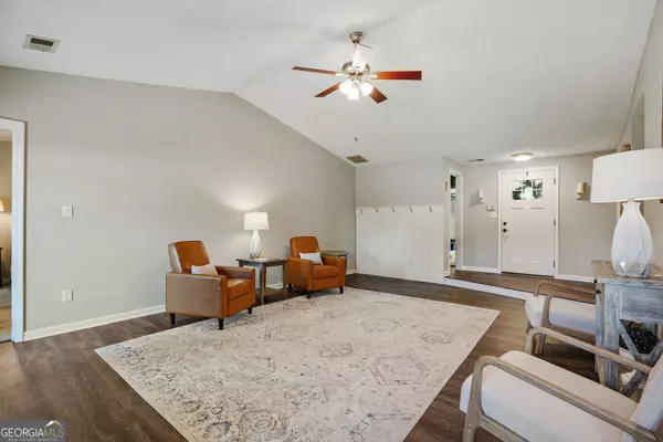 100 Kimlie CT, Roswell, GA 30076