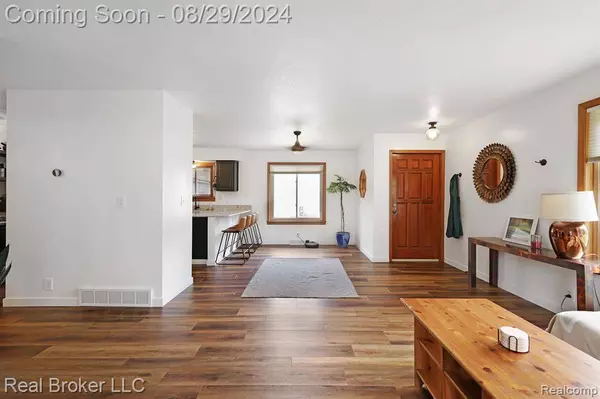 8029 WOODHALL Road, Birch Run, MI 48415