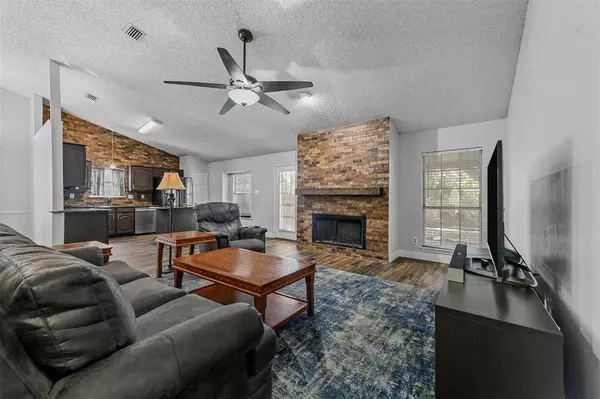 2701 Thunderbird Drive, Denton, TX 76207