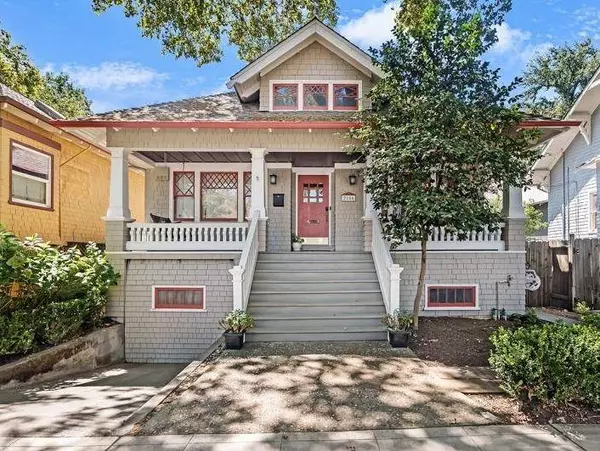 2106 E ST, Sacramento, CA 95816