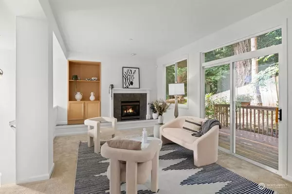 121 Sunset CT NW, Issaquah, WA 98027