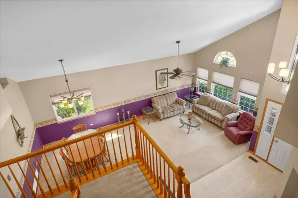 2718 Twin Falls DR, Plainfield, IL 60586