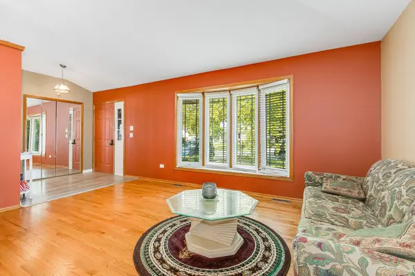 17803 64th Court, Tinley Park, IL 60477