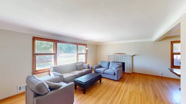 6009 Chicago AVE, Minneapolis, MN 55417