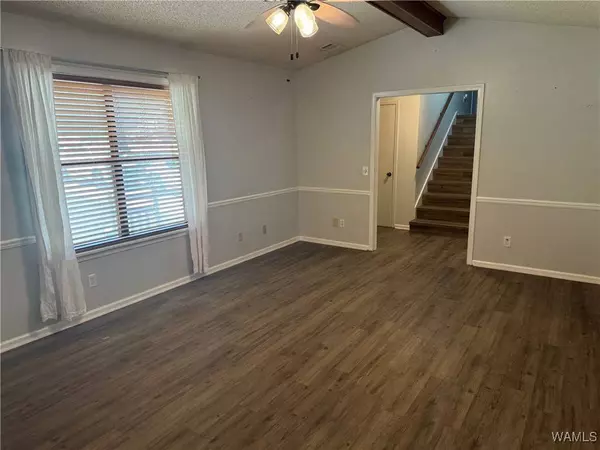 10620 Hunnicutt RD, Coaling, AL 35453