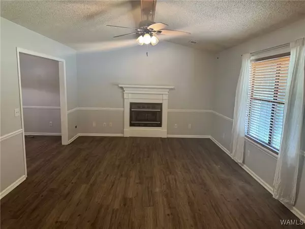 10620 Hunnicutt RD, Coaling, AL 35453