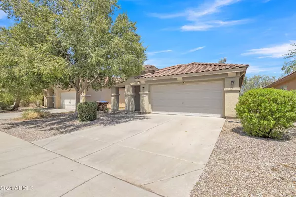 2816 W SANTA CRUZ Avenue, San Tan Valley, AZ 85144
