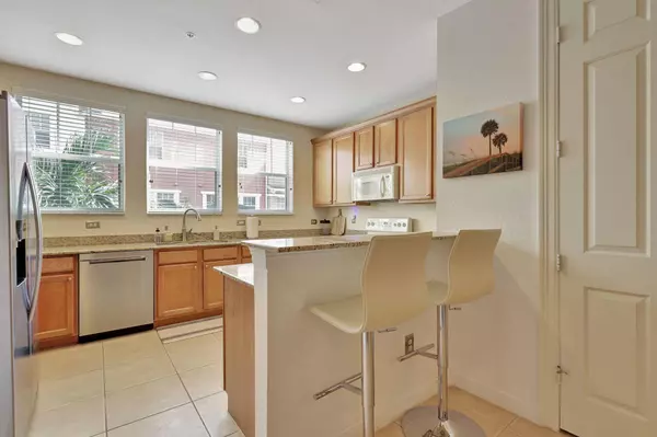 1730 Borrego WAY 5, West Palm Beach, FL 33401