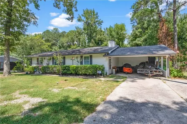 13 Glen View DR NE, Rome, GA 30165