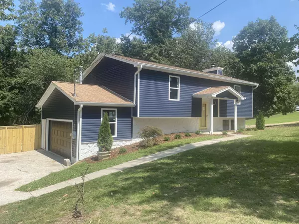 483 Brownwood Cir, Ringgold, GA 30736