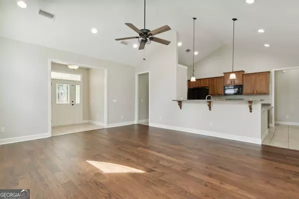 243 Waters Edge, Kingsland, GA 31548