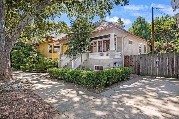 2106 E ST, Sacramento, CA 95816