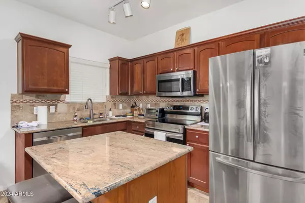 2727 N Price Road #53, Chandler, AZ 85224