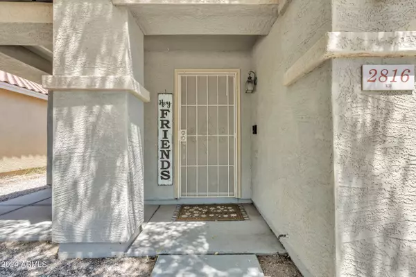 2816 W SANTA CRUZ Avenue, San Tan Valley, AZ 85144