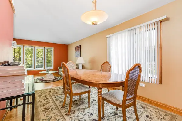 17803 64th Court, Tinley Park, IL 60477